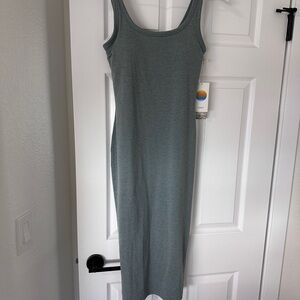 Vuori Women's Vintage Pistachio Heather Midi Dress